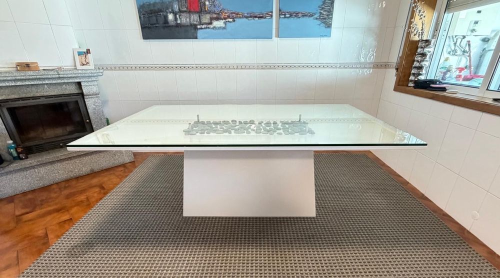 Mesa de jantar Antarte – Excelente estado