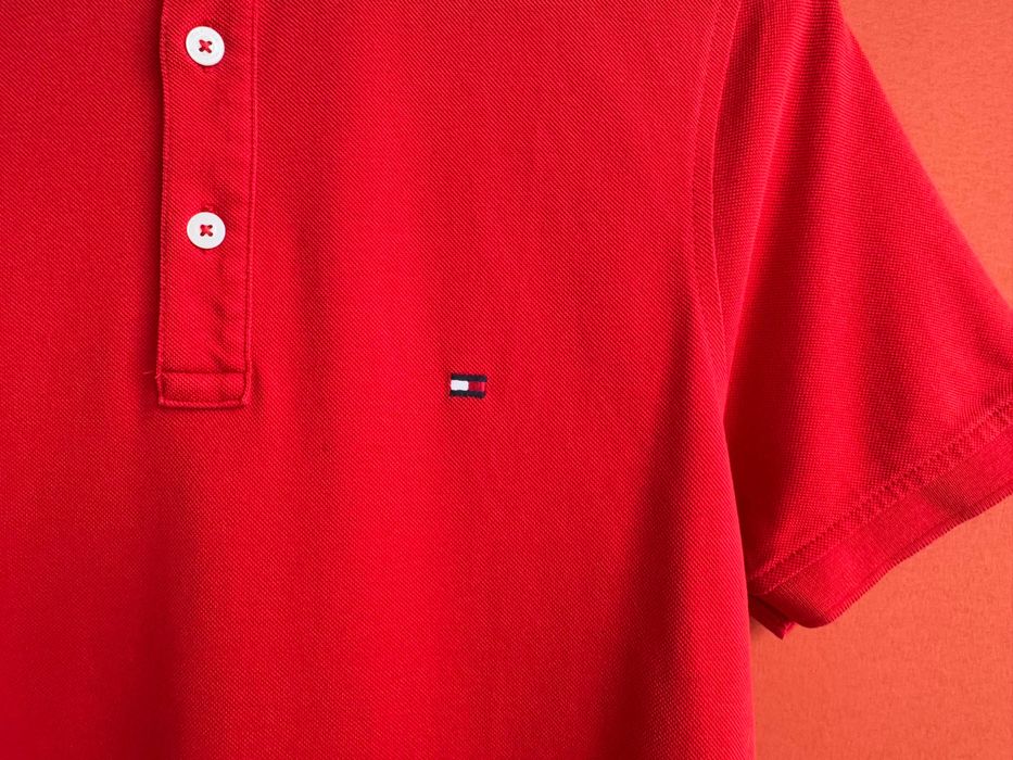 TOMMY HILFIGER чоловіча футболка з воротником комірцем розмір S