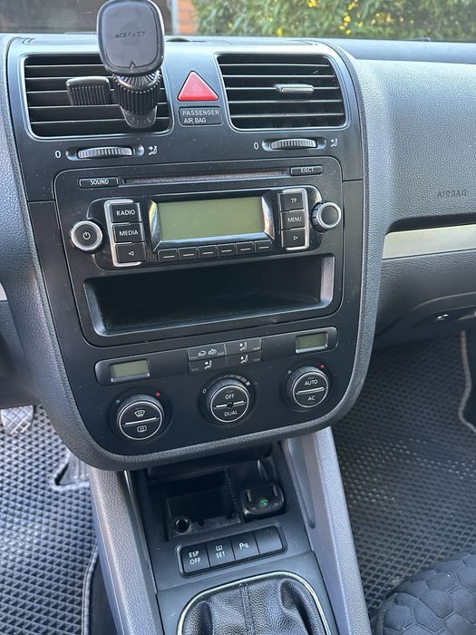 Volkswagen Golf 2009 року