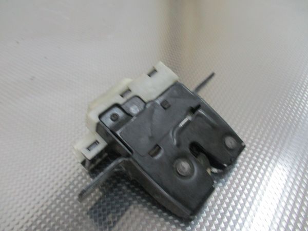 Fechadura / fecho da mala RENAULT Clio III (BR0/1, CR0/1)