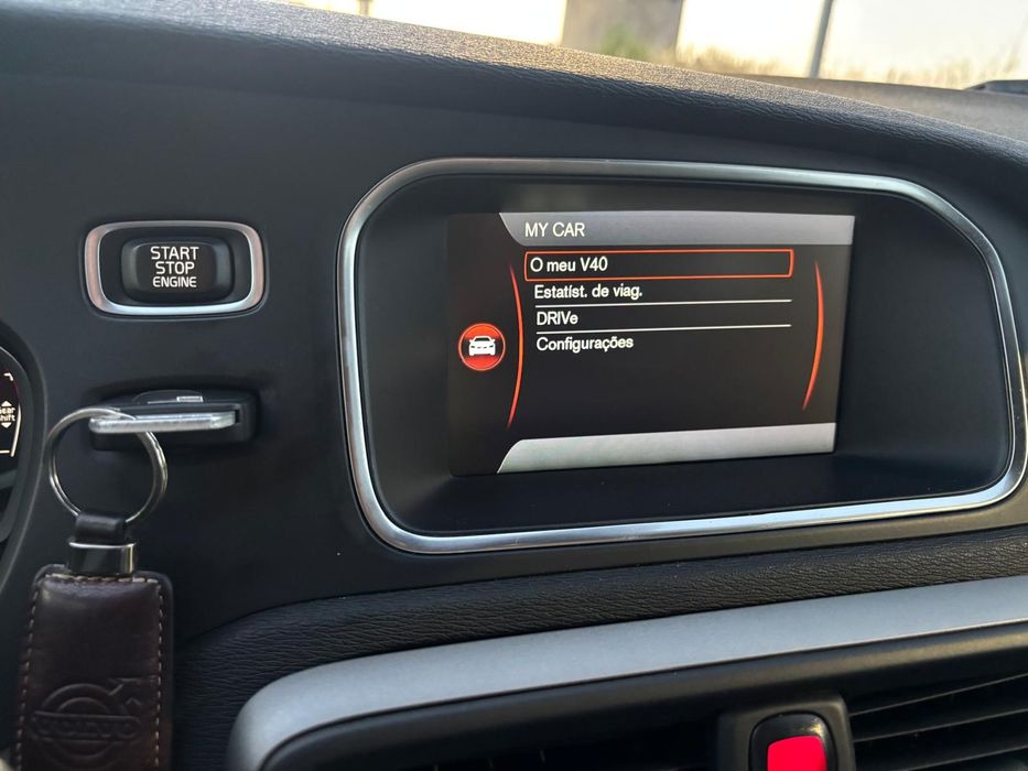 Volvo V40 — fotografia 12
