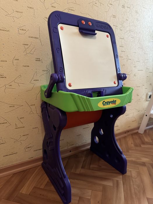 Мольберт-парта Crayola
