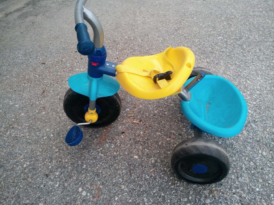 Triciclo de criança