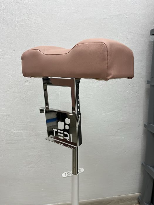 Педикюрна підставка під витяжку Teri