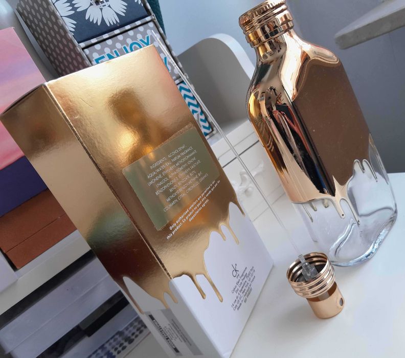 flakonik Calvin Klein CK One Gold 200 ml