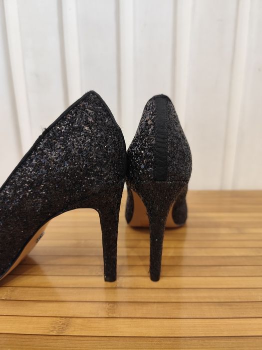 вечірні туфлі на підборах шпильці
