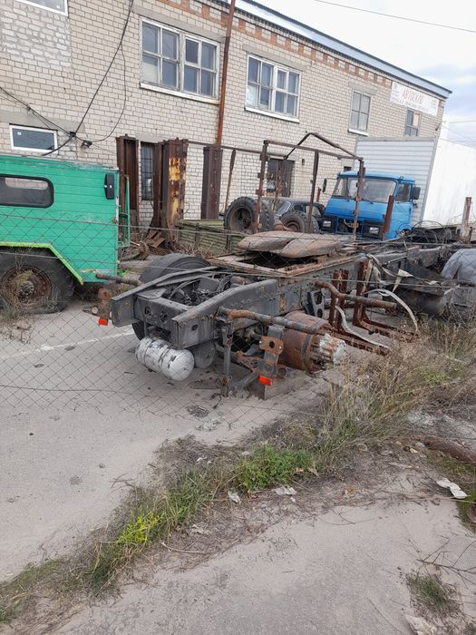 Man 19.403. Рама , задній міст, передня балка, сідло.