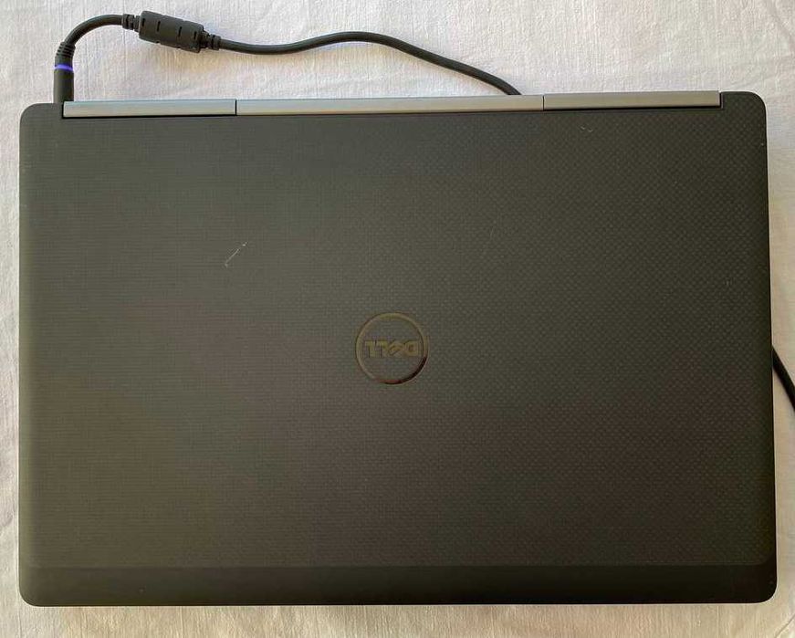 Игровой Dell Precision 7720 17" UFHD 4K /i7/16Gb/SSD 512Gb/ M5000M 8Gb