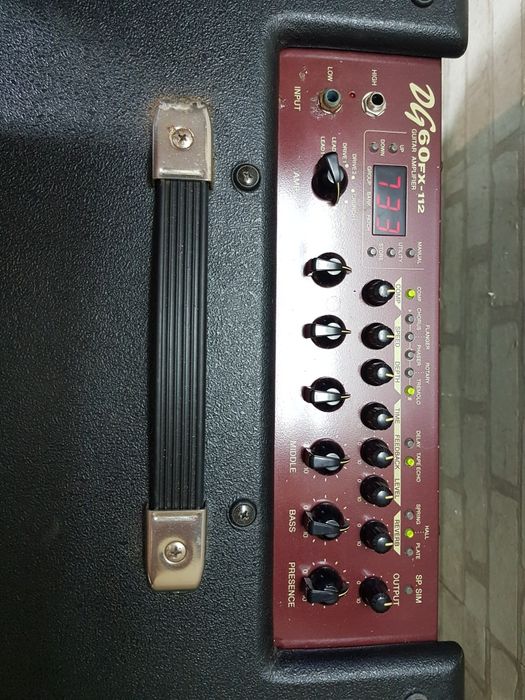 60Вт Комбопідсилювач YAMAHA DG60FX-112 б/у х Німеччини