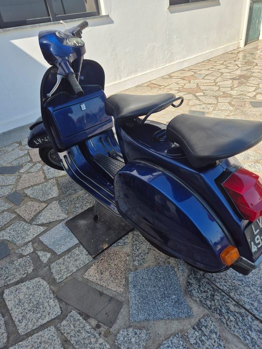Vespa Piaggio 125 X azul - 1981