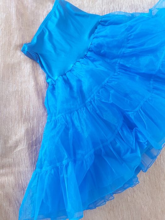 Подьюбник підюпник пишний, фатін