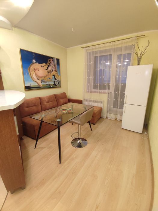 Сдам 2 кв.  новострой Родниковая 9А м.Салтовская,.