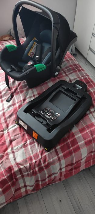 Fotelik  Kinderkraft z bazą isofix