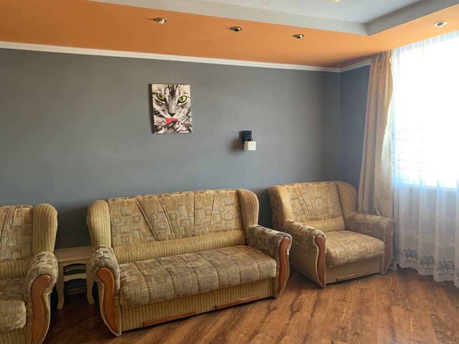 Здається будинок в Лазещині