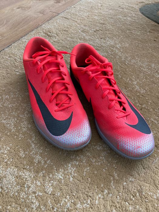 sportowe buty NIKE