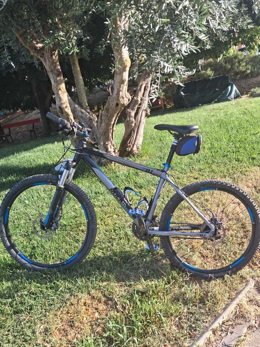 Bicicleta rockrider 8.1