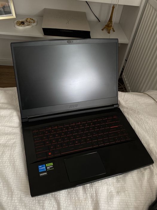 Laptop gamingowy MSI 16GbRam 512gb windows 11