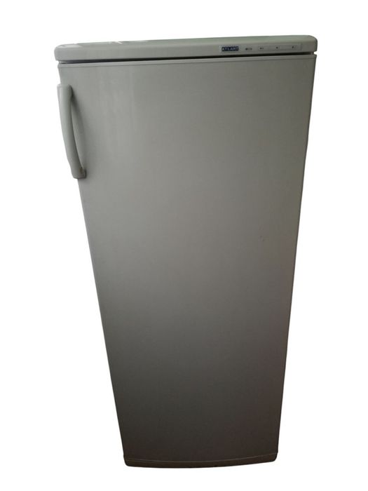 Холодильник,морозильная камера,морозилка