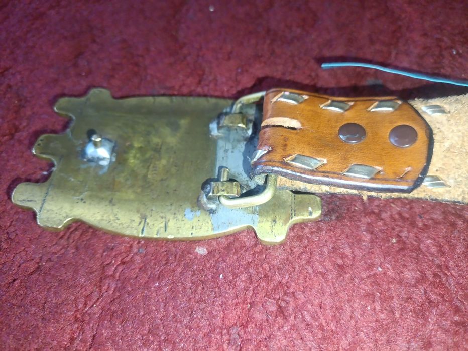 Vintage 80s embossed leather belt