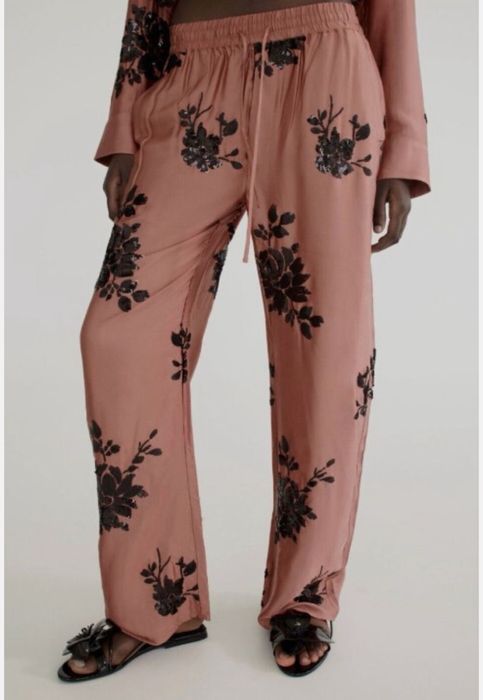 Костюм Zara з брюками