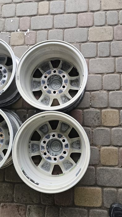 Диски оригінал Тойота  R15.