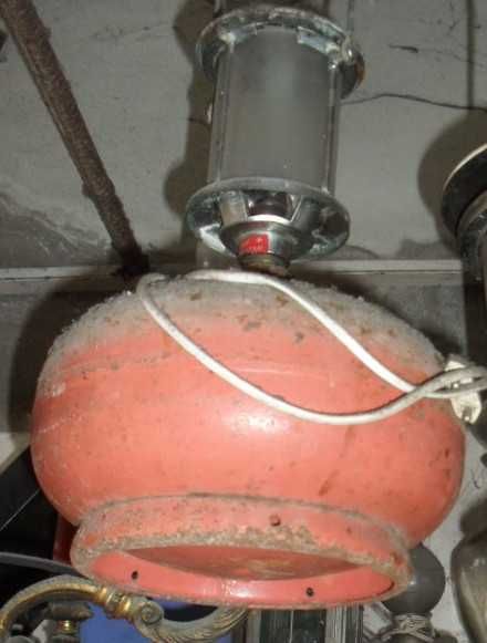 Candeeiro "Petromax" da Cidla, transformado em eletrico