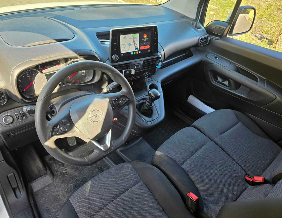 Opel Combo 2019 130cv - IVA Dedutível