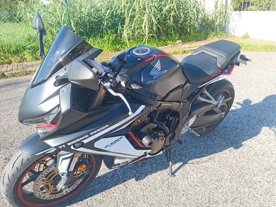 Cbr 650r 35kw(livrete)