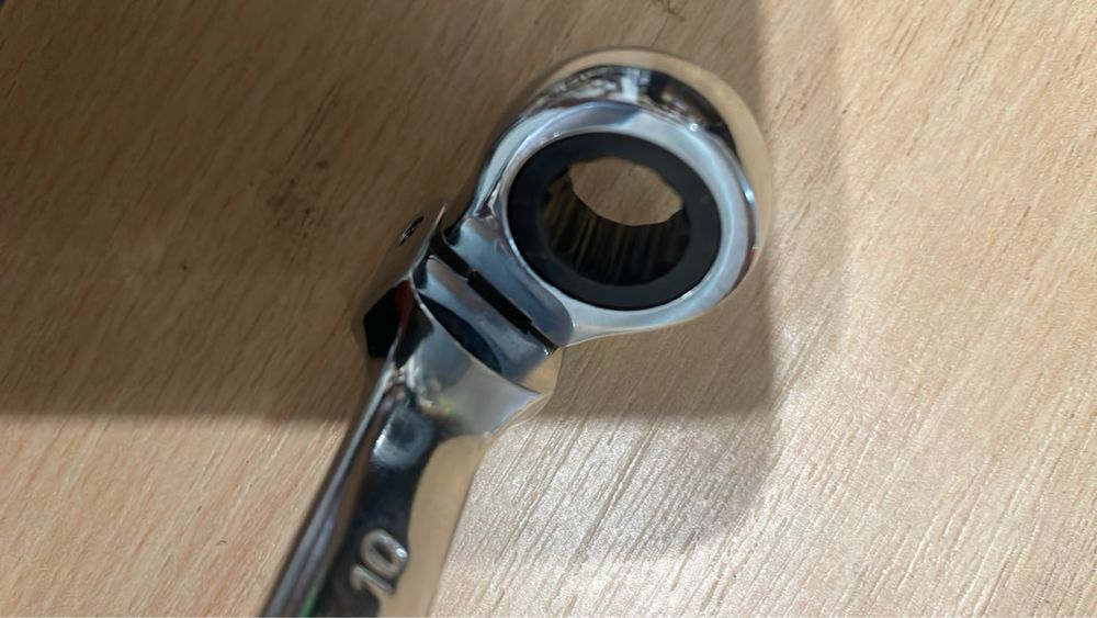 Ключ - трещотка 12гранний комбінований рожково - накидний cr-va новий