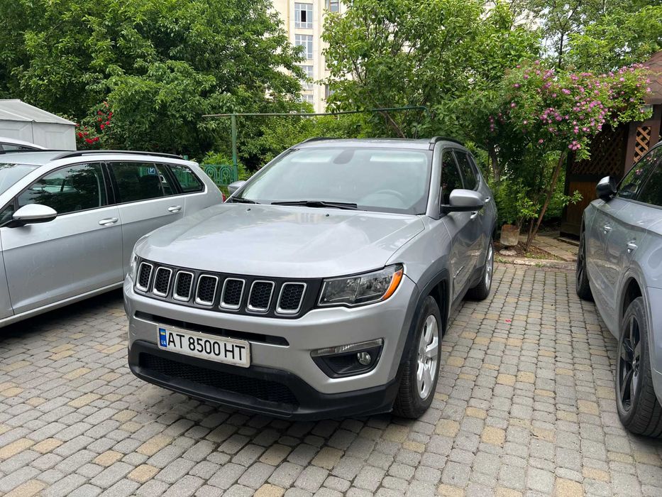 Jeep Compass Latitude 2020 Gray 2.4L