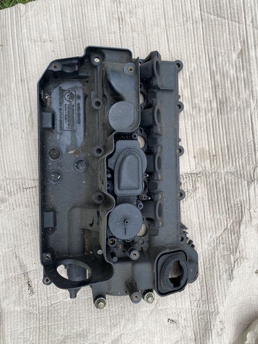 Pokrywa zaworów BMW E46 2,0D