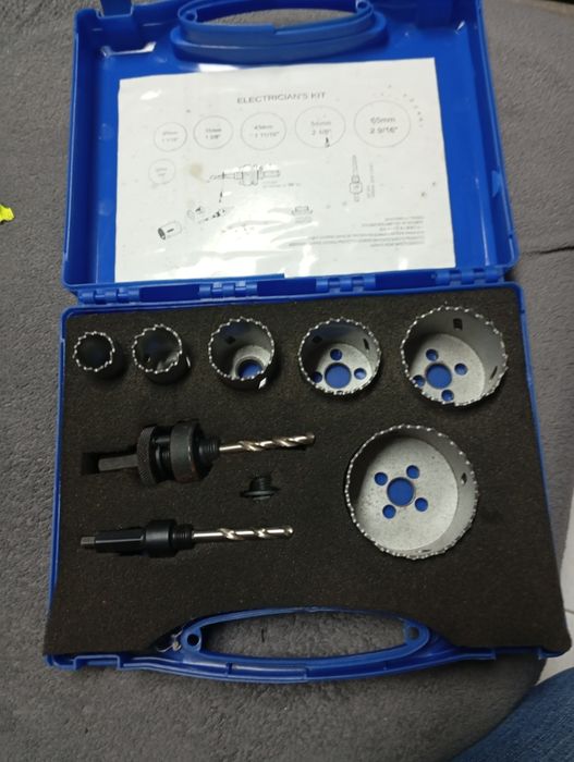 Conjunto de cranianas bi-metal novas