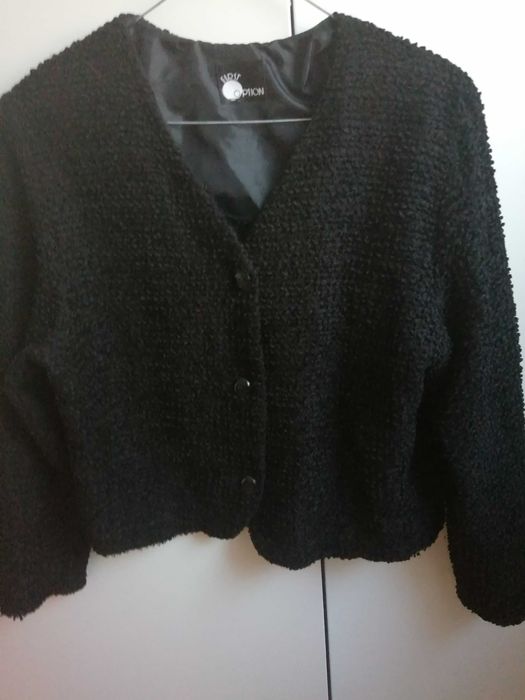 Sweterek czarny bookle