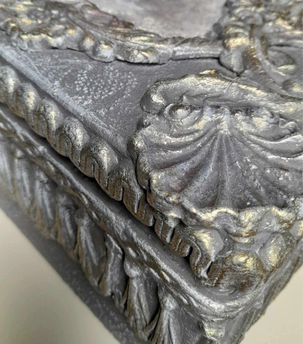 Duza szkatułka po renowacji