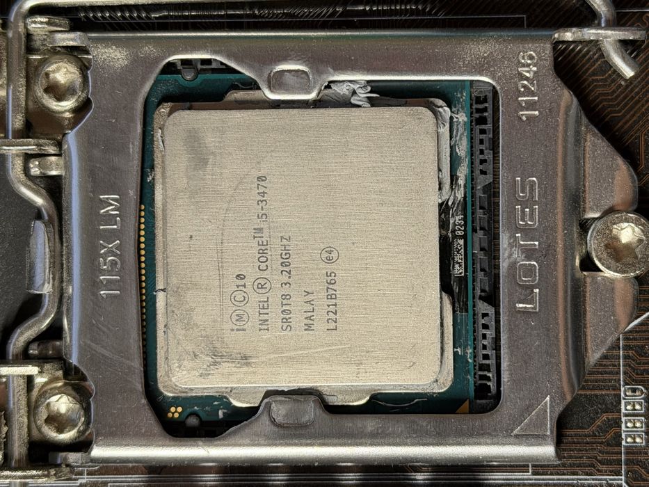 i5-3470 + GTX 550 Ti + 8GB RAM + ASUS P8H61-M LX3