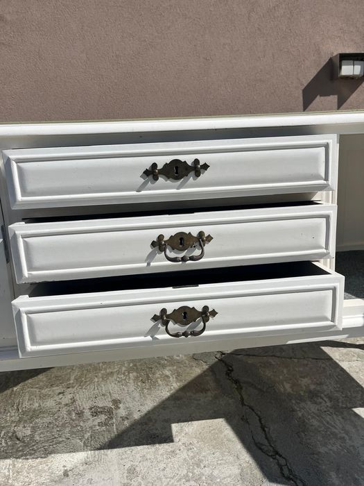 Móveis aparadores lacados branco