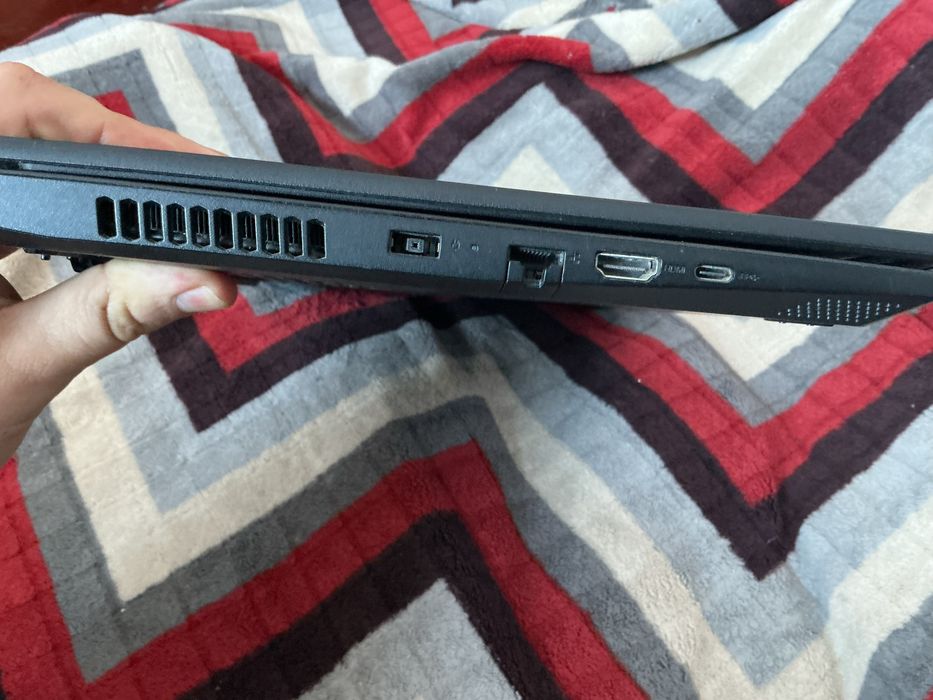 Lenovo IdeaPad Gaming 3 / Ryzen 5 5600H / 8GB / SSD 256GB