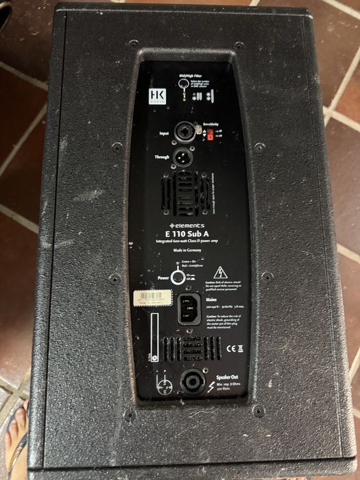 Coluna amplificada profissional HK