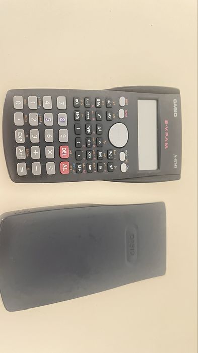 Calculadora Casio FX-82MS
