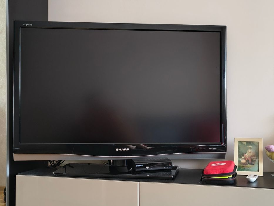 Telewizor Sharp 42"