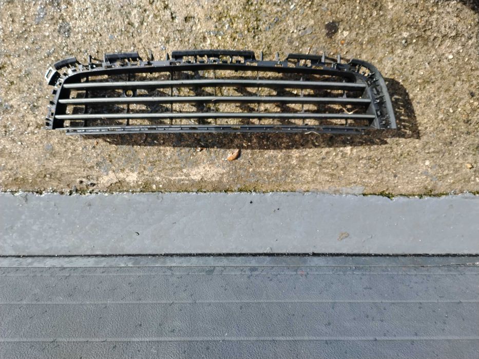 Grelha Opel Astra H inferior