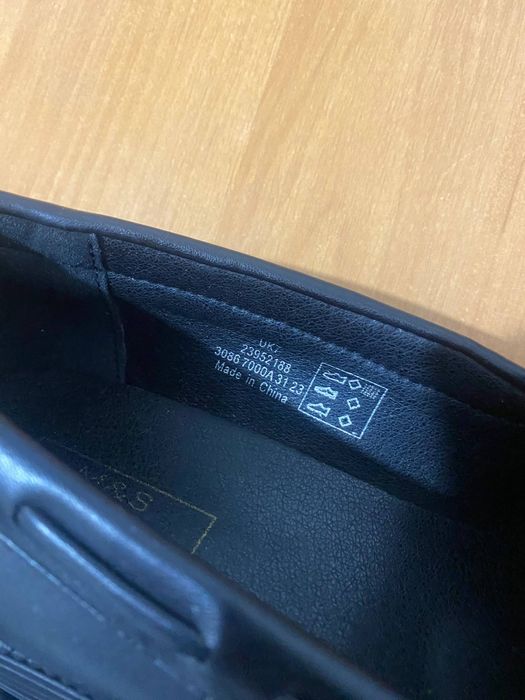 Лофери, розмір 40 (25 см)