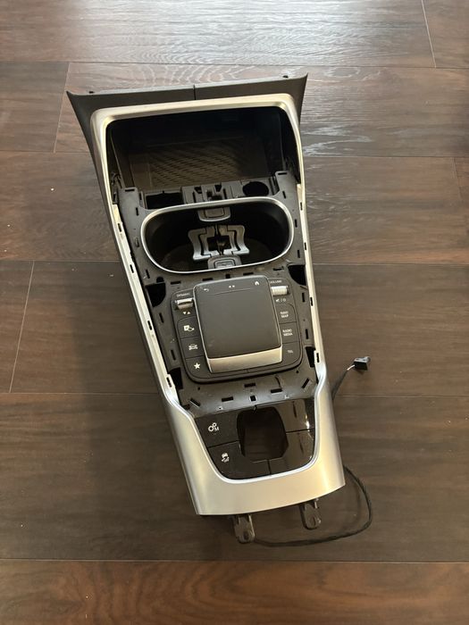 Tunel mercedes CLA II AMG przedlift