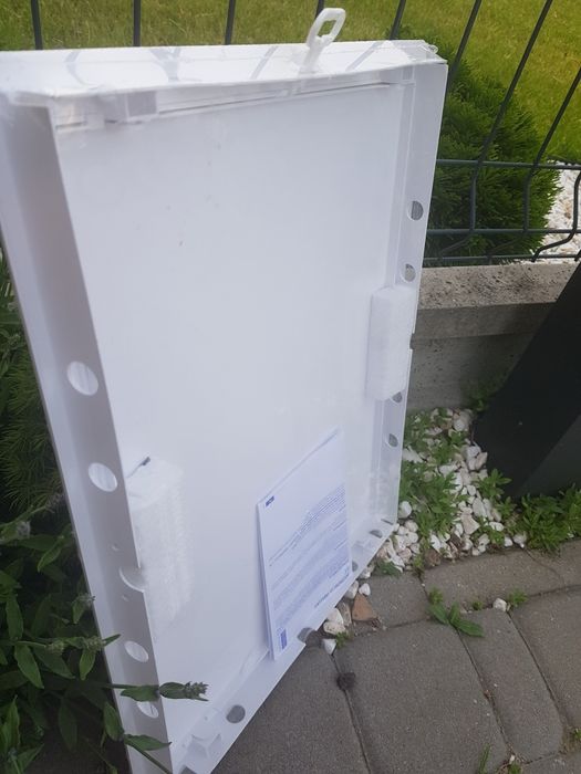 Nowe drzwiczki rewizyjne 300×400