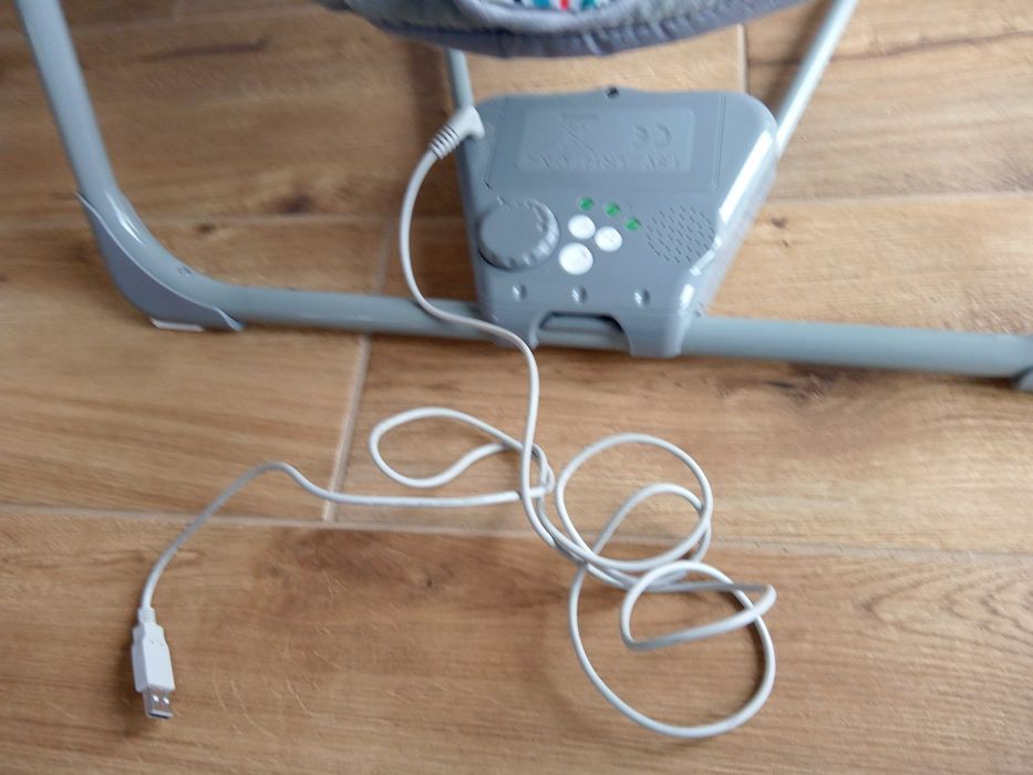 Leżaczek/Bujaczek Lionelo otto