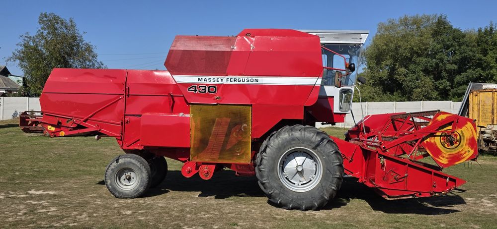 Комбайн Massey Ferguson 430 з Фінляндії