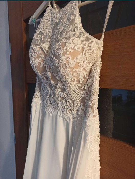 Suknia ślubna Boho, delikatna koronka, z ogonem