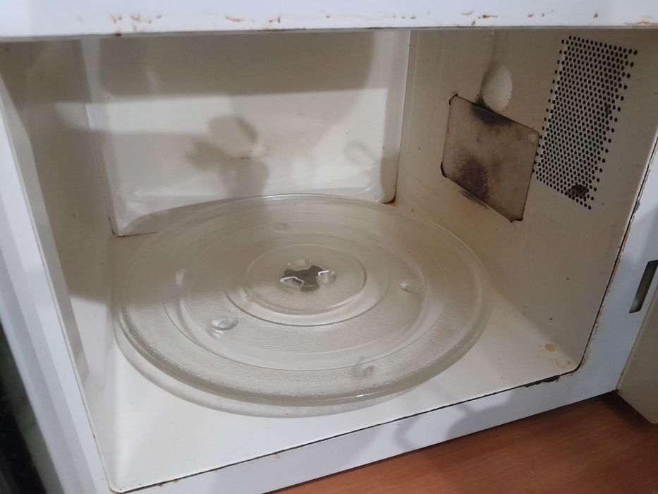 Мікрохвильова піч