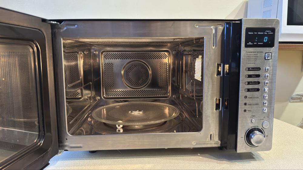 Мікрохвильова піч з конвекцією Daewoo 8H4T