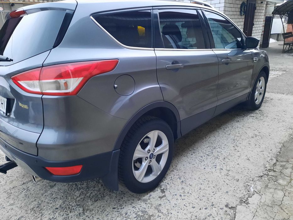 продам Ford Kuga 2013